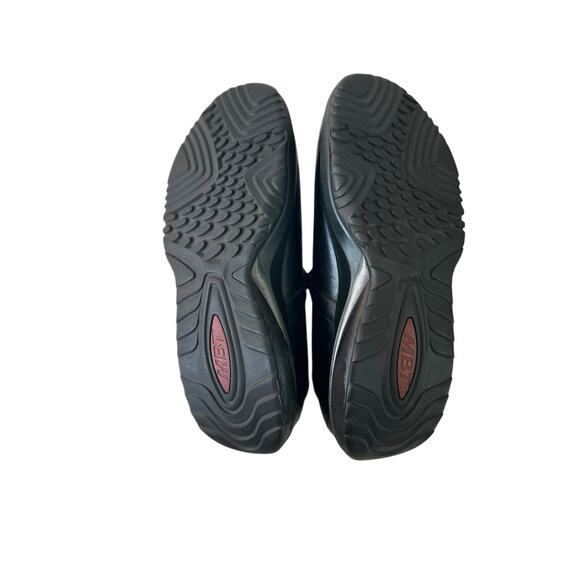 MBT Mary Jane Black Walking Shoes Women's Size 10.5 Swiss Engineered - Picture 6 of 13